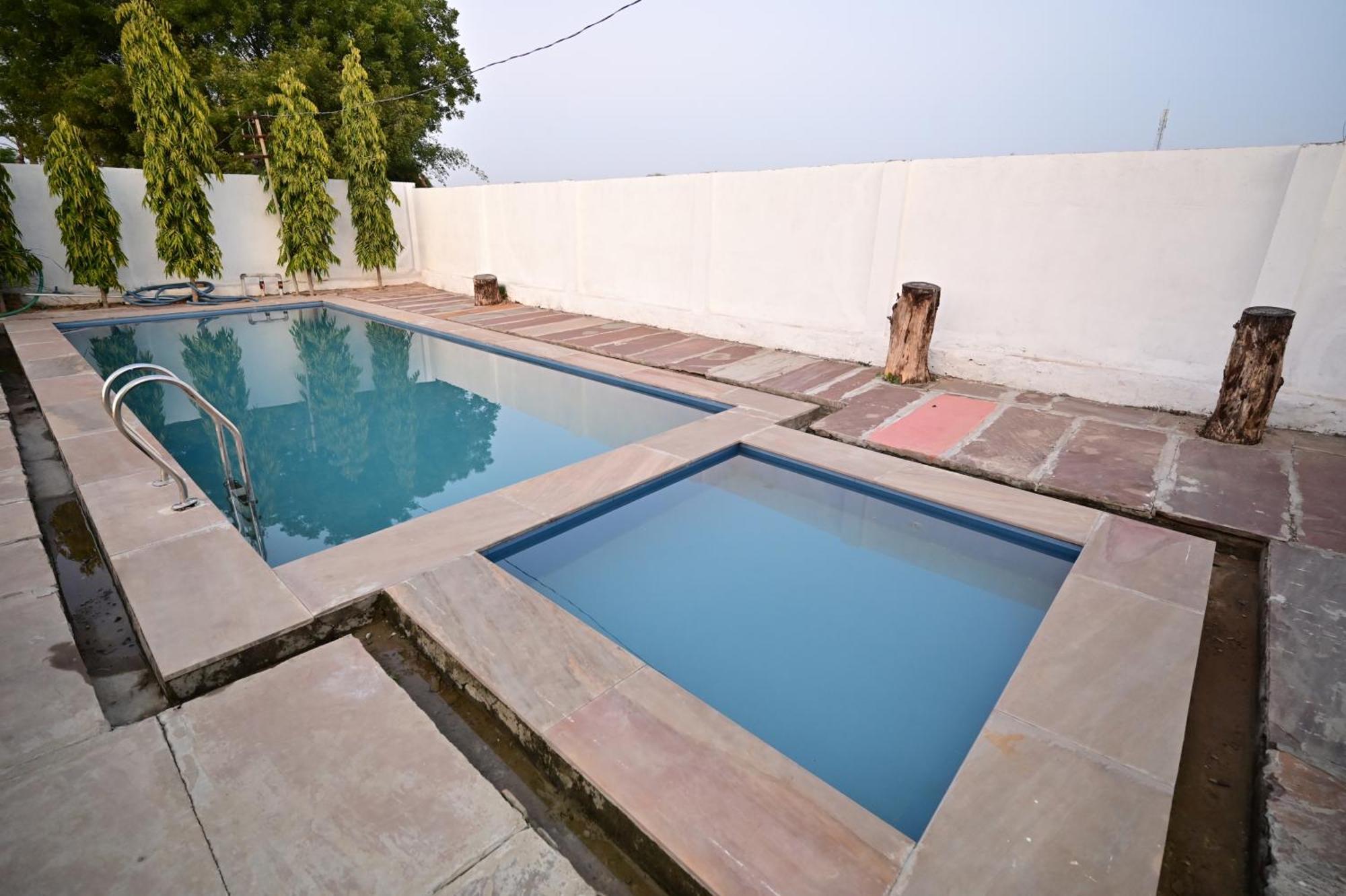 The Castle Crown - Hem Vilas Resort Ranthambhore Sawai Madhopur Eksteriør bilde