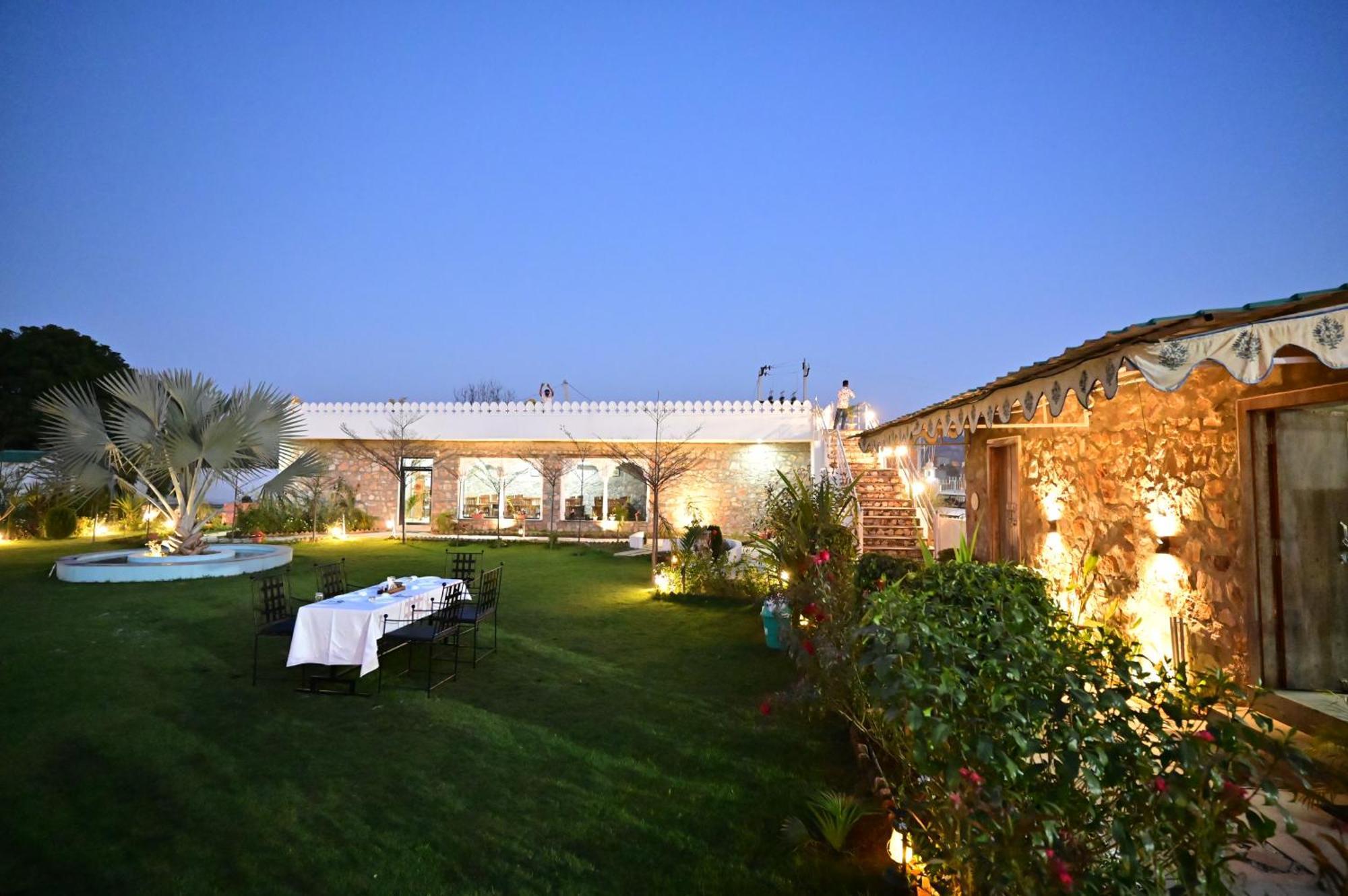 The Castle Crown - Hem Vilas Resort Ranthambhore Sawai Madhopur Eksteriør bilde