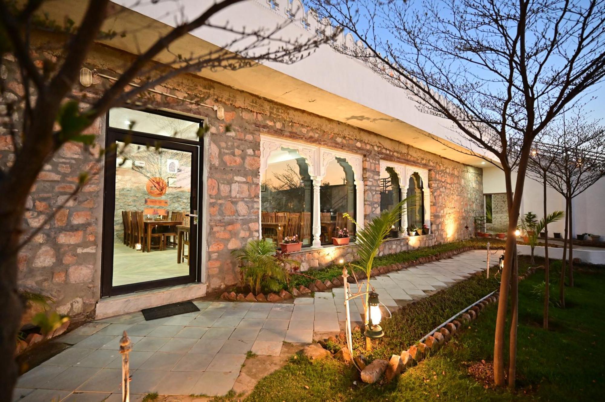 The Castle Crown - Hem Vilas Resort Ranthambhore Sawai Madhopur Eksteriør bilde